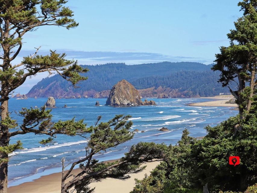 Oregon Coast: Driving Tour - Lincoln City and Devils Punchbowl