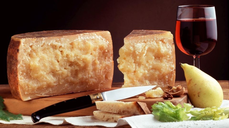 ORGOSOLO: LUNCH WITH THE SHEPHERDS - Key Points