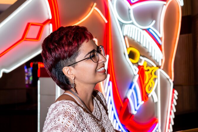 Original Las Vegas: The Fremont Street Experience Walking Tour - Traveler Experiences and Feedback