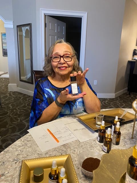 Orlando: Mobile Scent Blending Experiences - The Creation: Perfume or Candle?