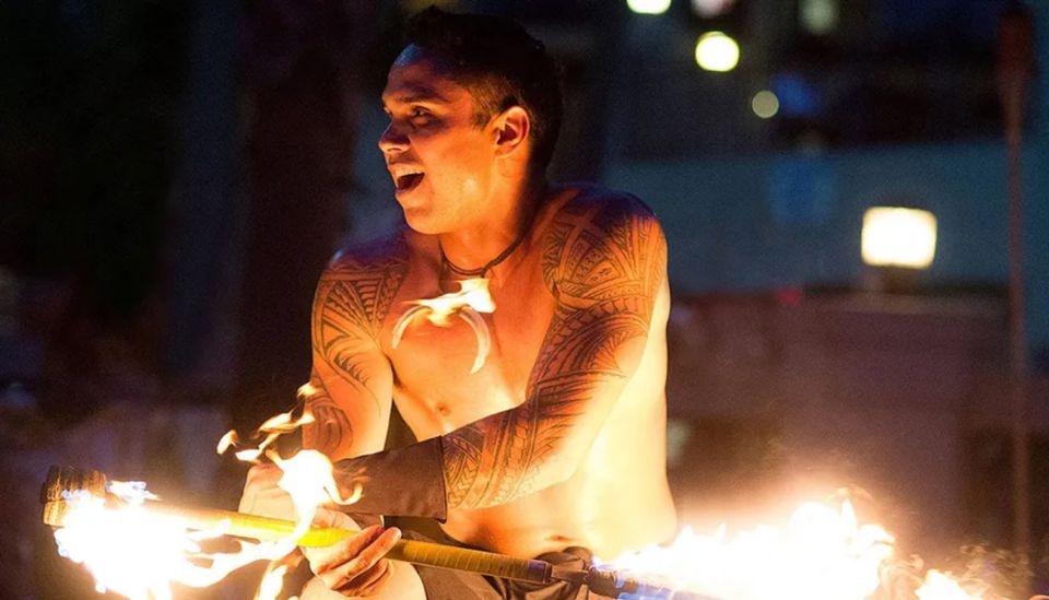 Orlando: Polynesian Fire Luau With Dinner and Live Show - Captivating Luau Show Highlights