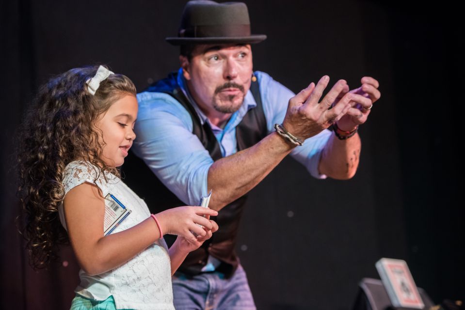 Orlando: The Outta Control Magic Comedy Dinner Show - Location and Logistics