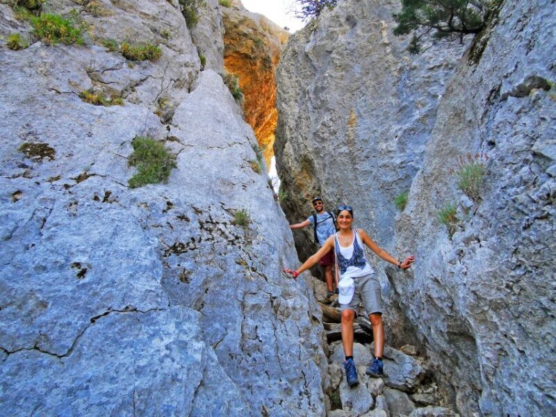 Orosei-Dorgali-Oliena: Hike to nuragic village of Tiscali - Key Points