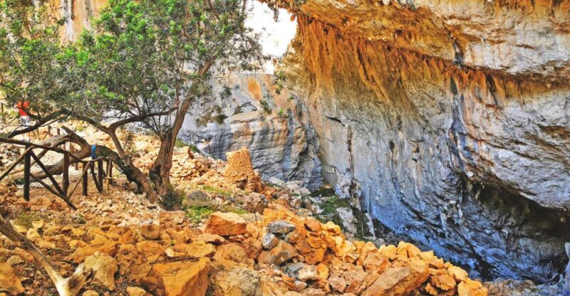 Orosei-Dorgali-Oliena: Hike to nuragic village of Tiscali - Practical Considerations