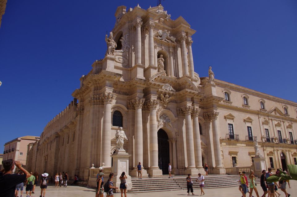 Ortigia: Private Walking Tour and Boat Trip - Key Points