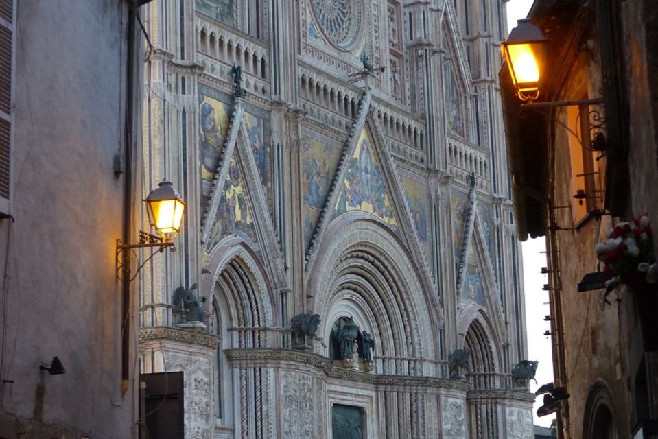 Orvieto: 2-Hour Small Group Tour - Orvieto Cathedral Highlights