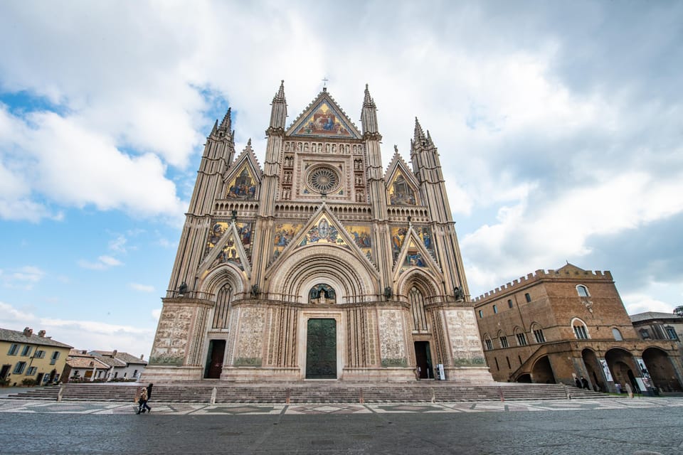 Orvieto: Cathedral and St. Patrick's Well Guided Tour - Key Points
