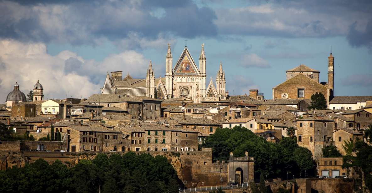 Orvieto: Old Town Guided Walking Tour - Key Points