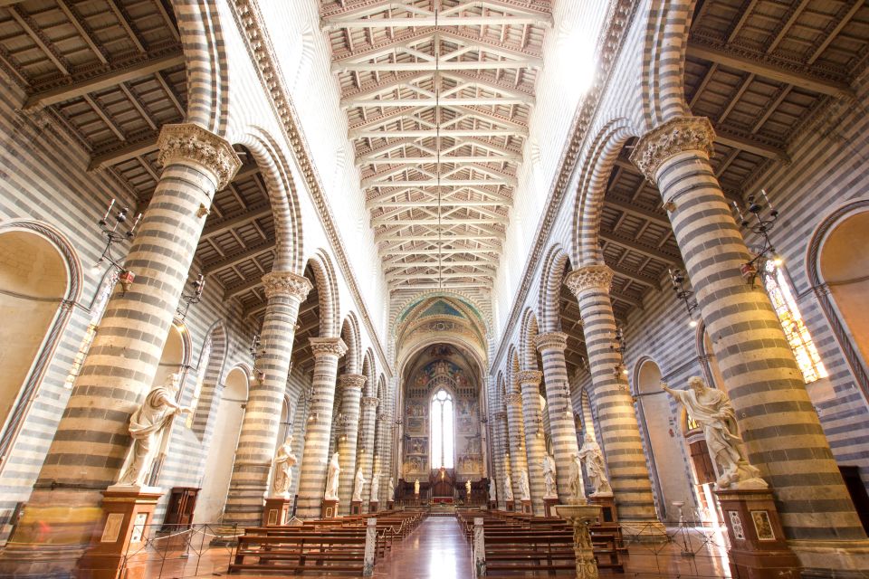 Orvieto: Old Town Guided Walking Tour - Local Insights
