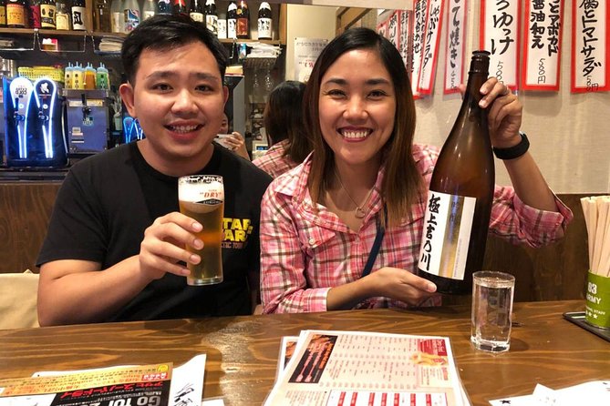 Osaka Bar Hopping Night Walking Tour in Namba - Group Size and Accessibility