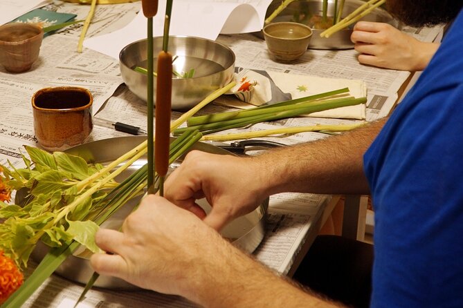 Osaka Learning Ikebana With a Sogetsu School Master - Hands-on Ikebana Workshop
