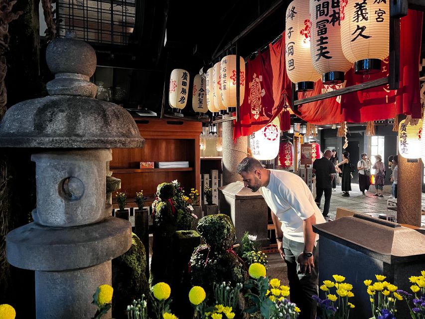 Osaka: Local Bar Crawl in Dotombori and Uranamba Area - Taking in the Local Nightlife