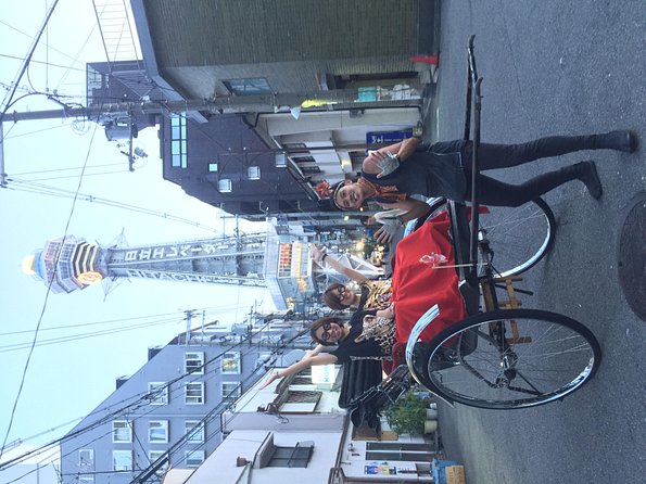 Osaka Rickshaw Tour in New World - Highlights of the Rickshaw Tour