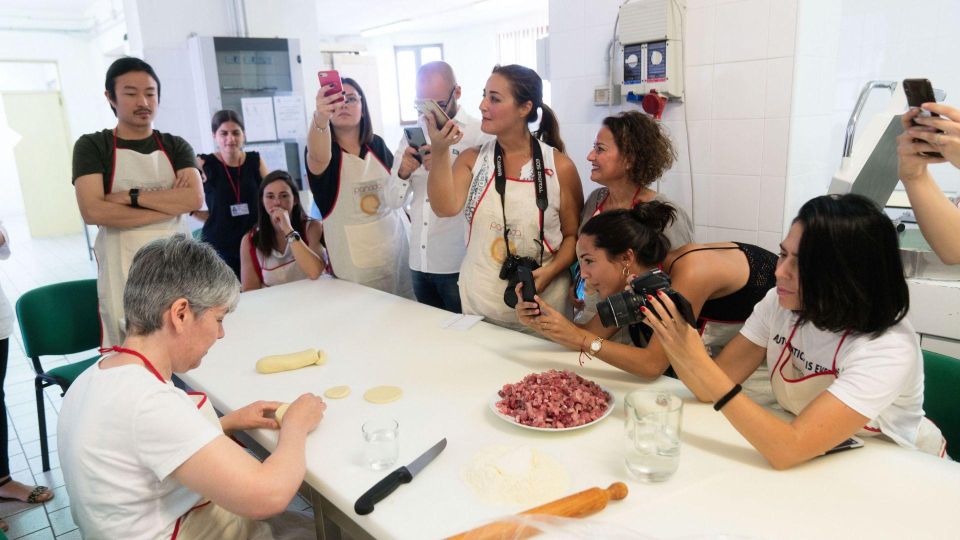 Oschiri: Panadas Workshop With Tasting - Meeting Point Information