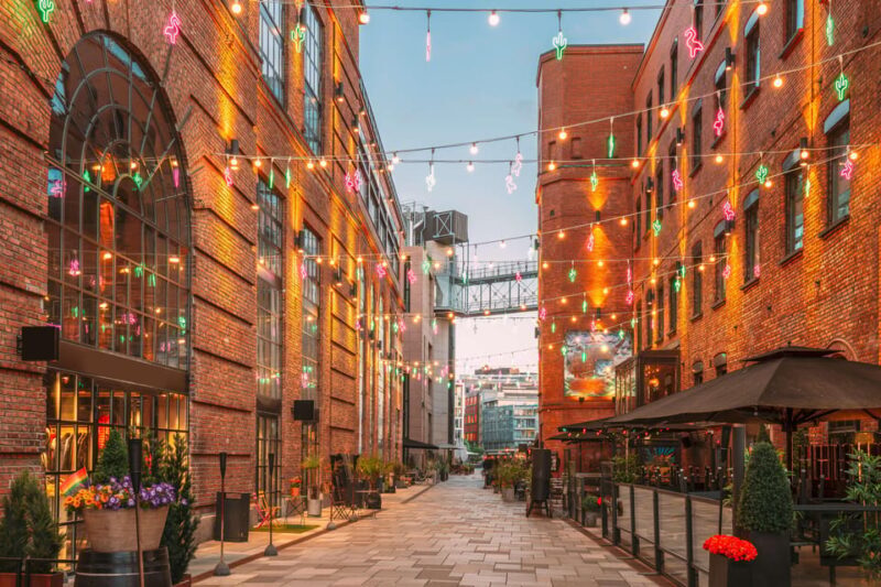 Oslo: 2-hour Christmas Private Walking Tour - Key Points