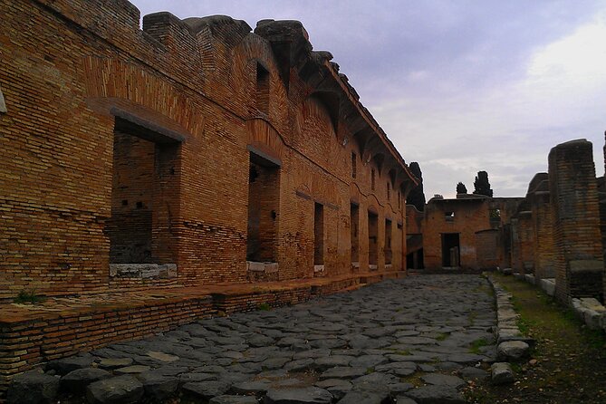 Ostia Antica: Life in Ancient Rome – Private Tour - Exploring the Archaeological Site