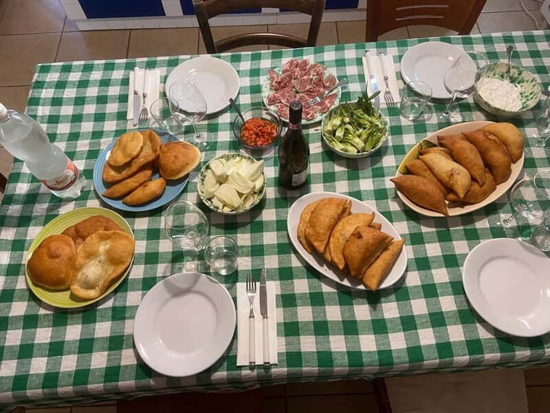 Ostuni: cooking class for fried panzerotti and puccitedde - The Setting and Atmosphere