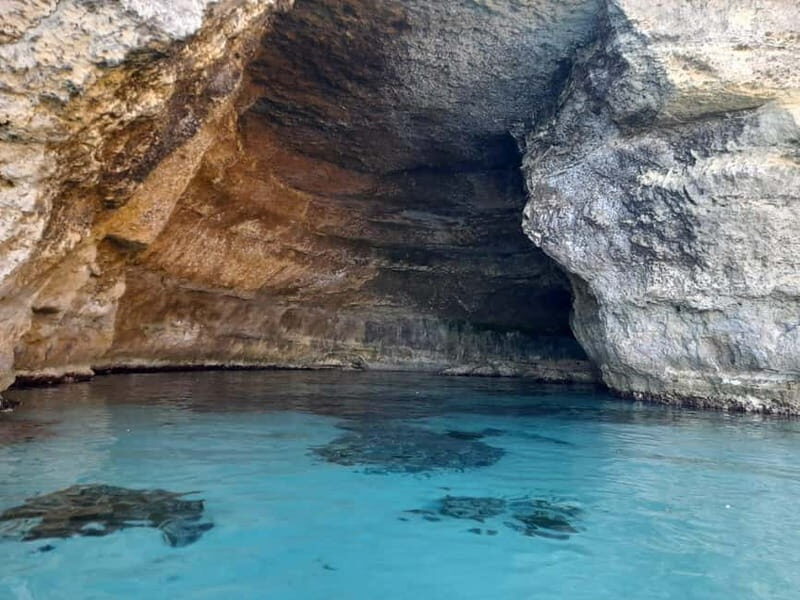 Otranto: Albatros Boat Private Tour with Aperitif and Snacks - A Deeper Look Into the Experience