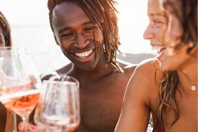 Ottawa: 6PM Shared River Cruise Aboard a Real Yacht (WedSun) - FAQ