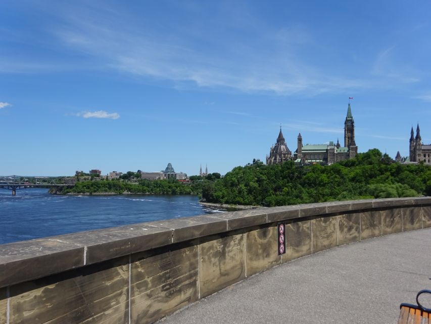Ottawa City Scavenger Hunt and Self-Guided Walking Tour - Bonding With Loved Ones