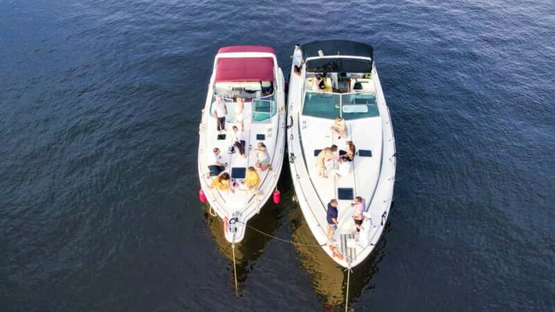 Ottawa: Downtown Yacht Cruise - Thur-Sun - 6 PM to 7 PM - Ottawa: Downtown Yacht Cruise – Thur-Sun, 6 PM to 7 PM