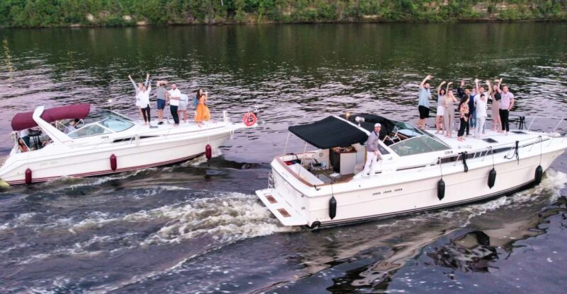 Ottawa: Downtown Yacht Cruise - Wed-Sun @ 6PM - 75 Minutes - Key Points