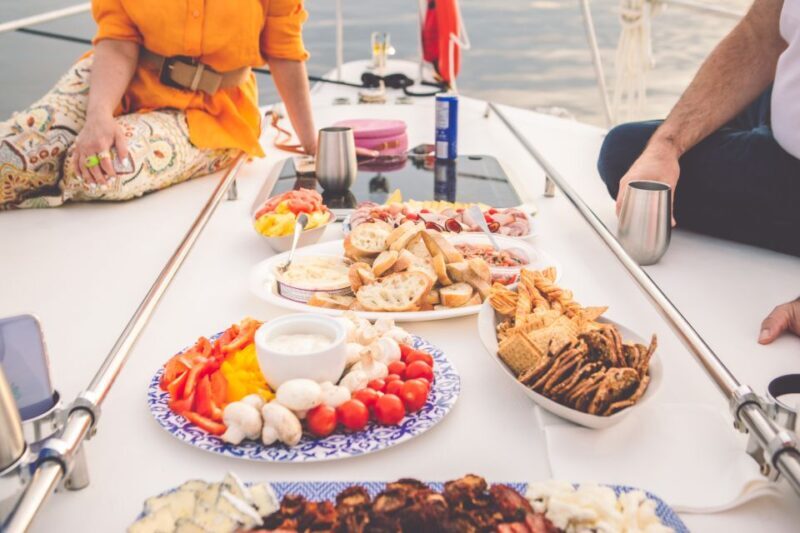 Ottawa: Downtown Yacht Cruise - Wed-Sun @ 6PM - 75 Minutes - FAQ: Your Quick Guide to the Downtown Yacht Cruise