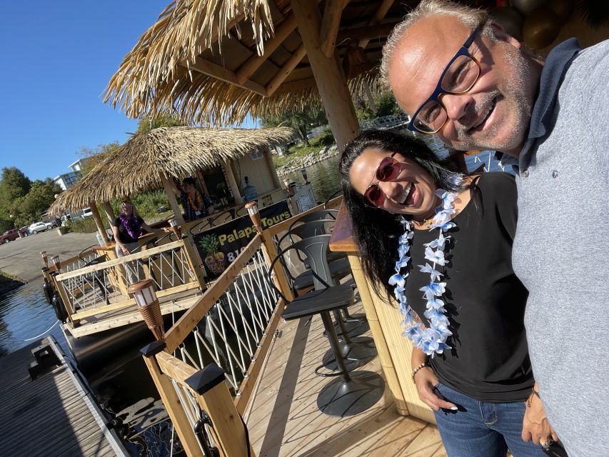 Ottawa: Floating Tiki Bar Cruise on the Ottawa River - Vessel Features