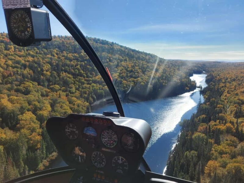 Ottawa Helicopter Tour: Fall Colors in Gatineau Park - An Introduction to the Ottawa Helicopter Experience