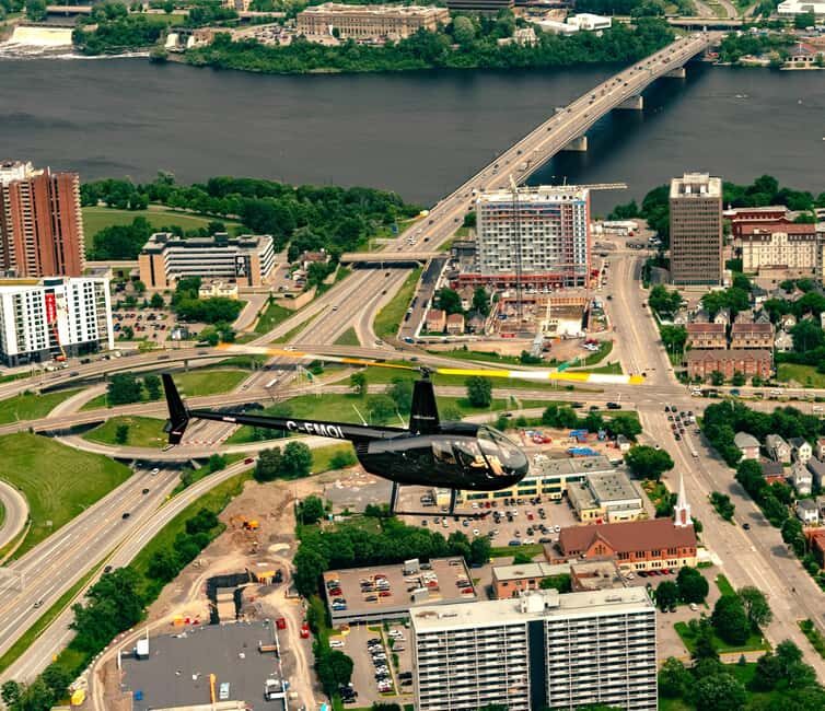 Ottawa: Panoramic helicopter flight (Gatineau Park + downtown) - FAQ