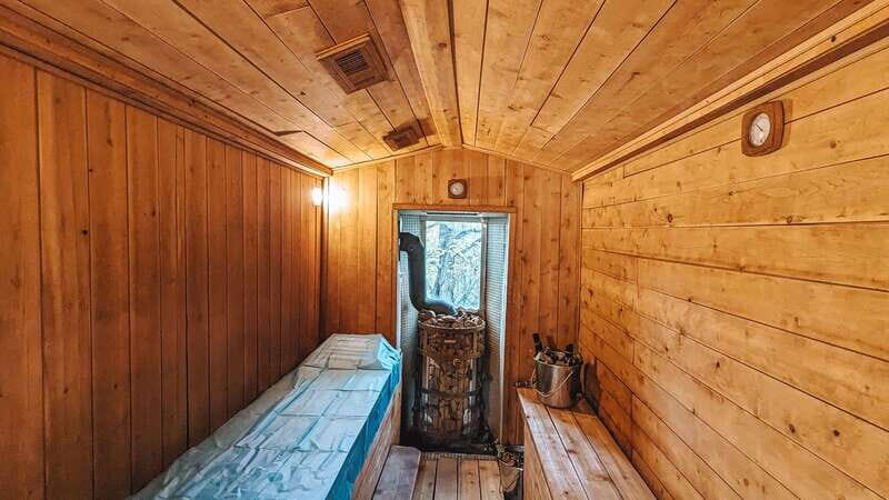Ottawa: Unique Experience- Hot Leaf Therapy in Private Sauna - Key Points