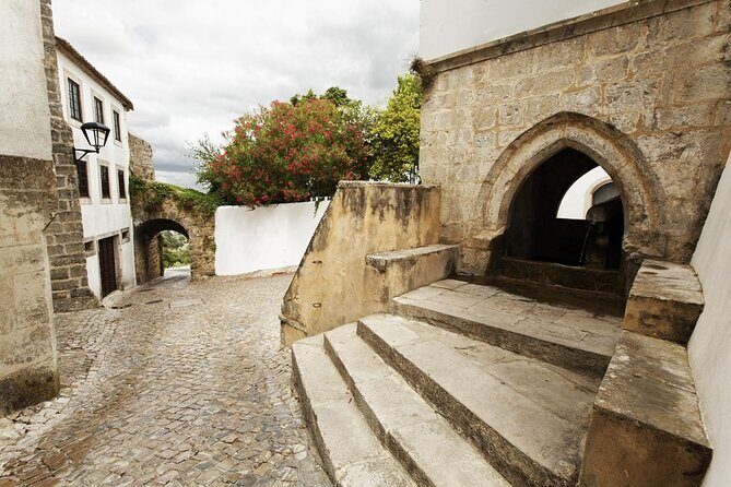Ourém, Tomar and Almourol Castle Full Day Private Tour from the West - The Jewish Heritage: Synagogue of Tomar