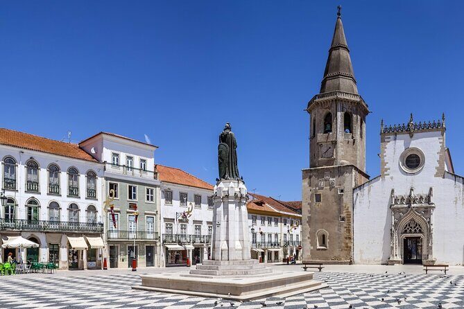 Ourém, Tomar and Almourol Castle Full Day Private Tour from the West - FAQs