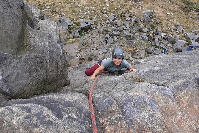 Outdoor Rock Climbing Taster Day in Peak District - What to Expect on the Day