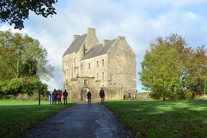 Outlander Film Locations Day Trip From Edinburgh - Doune Castle