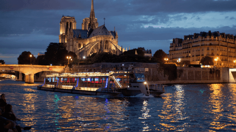 Outside Île De La Cité Tour With Crypt Access and Cruise - Pricing and Booking