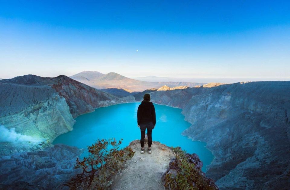 Overnight Private Guided Tour: Bali to Mount Ijens Crater - Exploring the Crater
