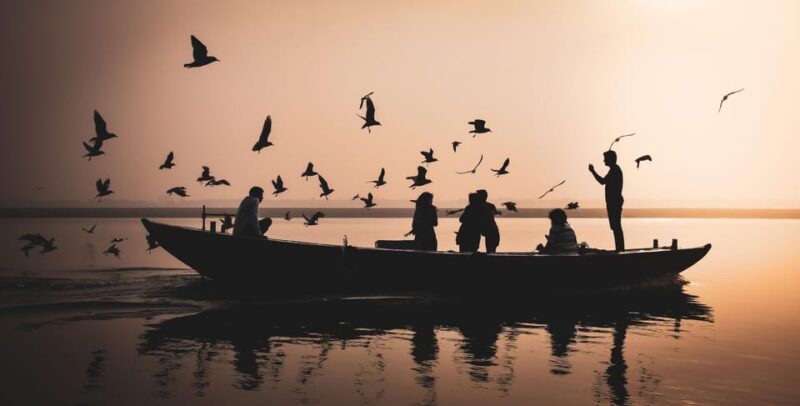 Overnight Varanasi Tour From Delhi - Included Services