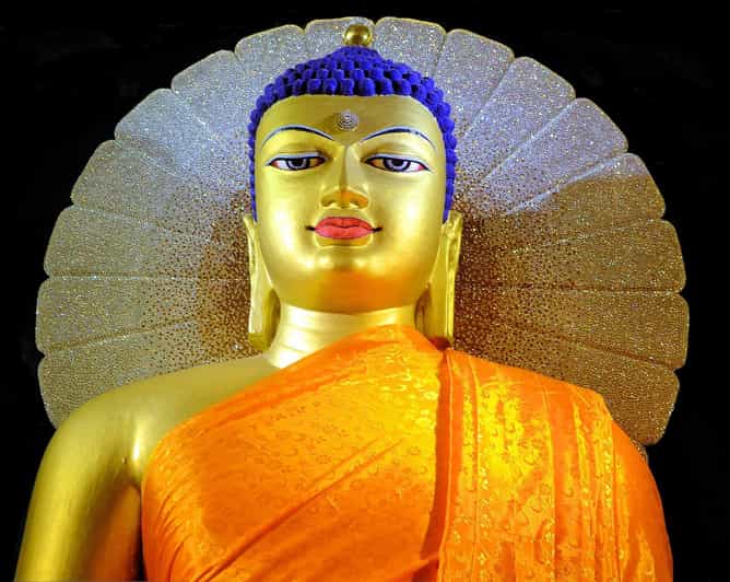 Overnight Varanasi Tour From Mumbai With Return Flight - Good To Know