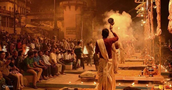 Overnight Varanasi Tour From Mumbai With Return Flight - The Sum Up