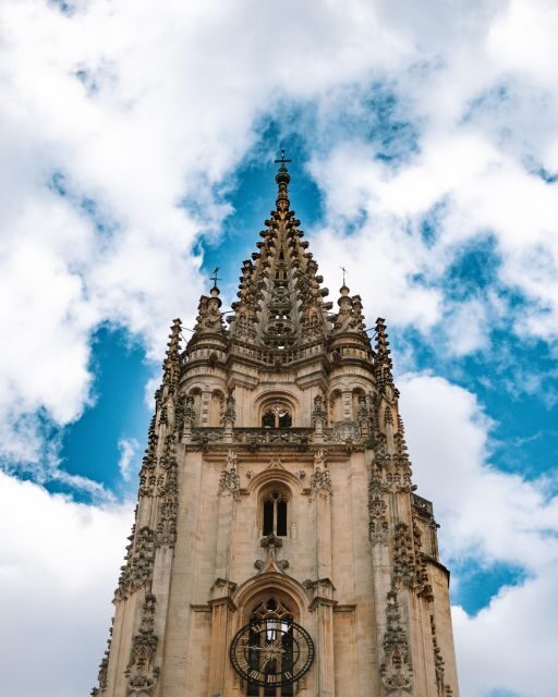 Oviedo : Walking tour of the Historic Center - The Jewel: Oviedo Cathedral