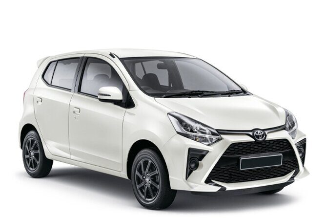 Owen Roberts to George Town Car Rental - Key Points