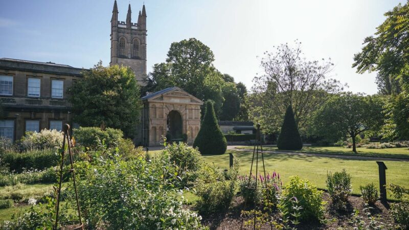 Oxford: Botanic Garden Entry Ticket - Discover Plant Diversity