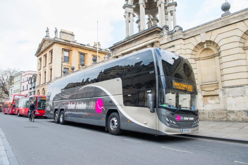 Oxford: Bus Transfer To/From London Gatwick Airport - Accessibility for Travelers