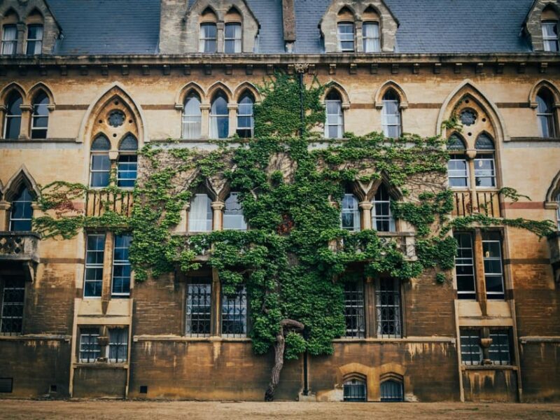 Oxford: Express Walk with a Local in 60 minutes - Authenticity and Local Tips
