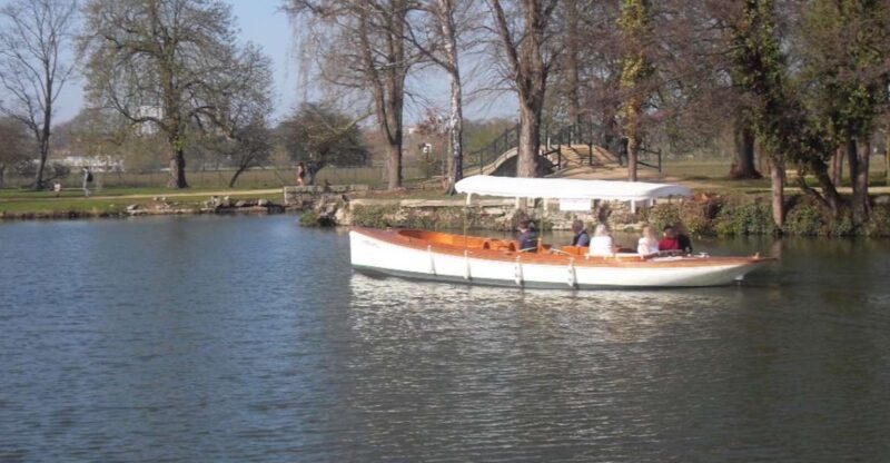 Oxford: Sightseeing Boat Cruise With Prosecco - Amenities and Inclusions
