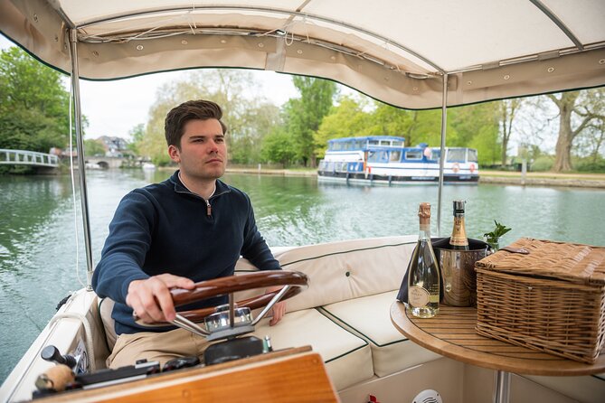Oxford Sightseeing River Cruise Along The University Regatta Course - Additional Info