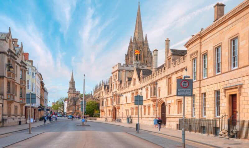 Oxford Top 10 City Highlights - Divinity Library and Harry Potter