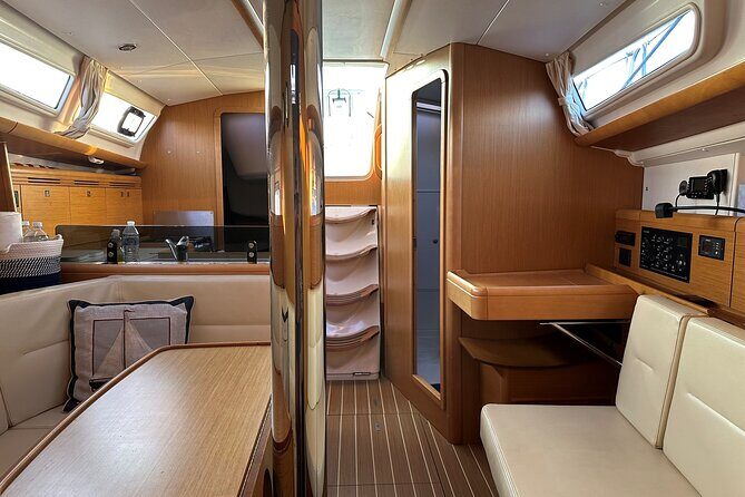 Oyster Bay Two Hour Sailing Experience - What the Experience Includes