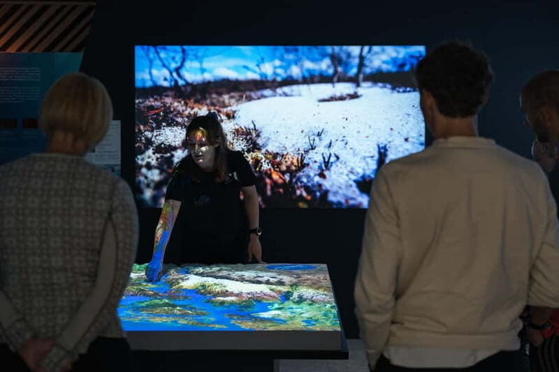 Øystese: Aquaculture Exhibition Guided Tour - The Experience in Detail